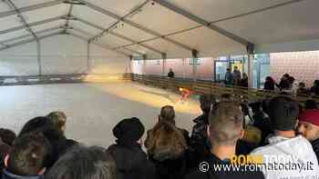 Apre la pista del ghiaccio al centro culturale del Tiburtino