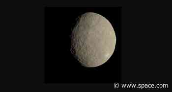 Astronomers spy new class of dark, water-rich asteroids like dwarf planet Ceres
