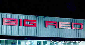 Former Okla. Kia dealer accused of tampering with case while awaiting fraud sentencing