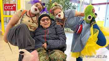 Pionierlieder singen oder endlich mal jemand rausschmeißen im Jenaer Altenzentrum