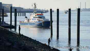 Zehnjähriger fällt in Hamburg in Elbe