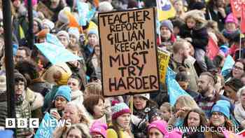 Teachers' strike: Yorkshire and Humber staff join walkout