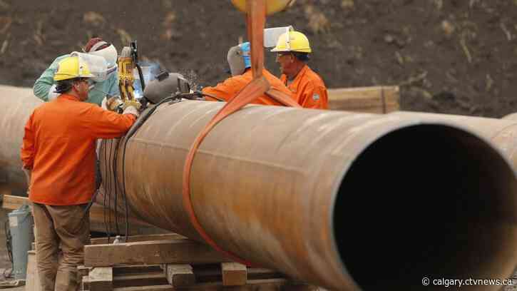 Enbridge expects annual EPS growth of 4 to 6% through 2025, announces new investments