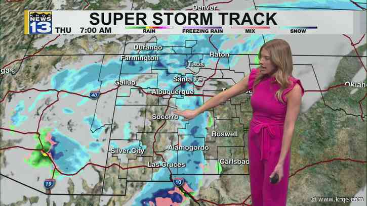 Snow moves into New Mexico