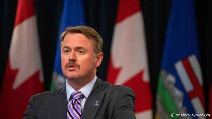 Alberta to introduce bill to include federal officials in trespassing rules