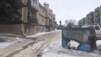 Saskatoon police investigating after string of dumpster fires, some near residental buildings
