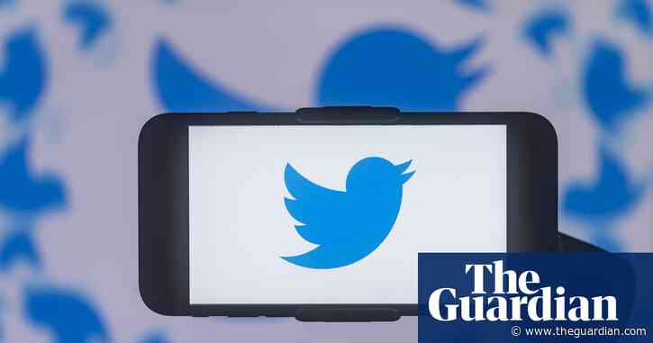 Twitter down for more than an hour around world
