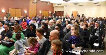 Elgin mayoral candidates make their cases during voter forum