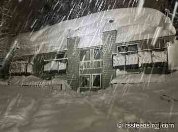 Avalanche buries Olympic Valley apartment complex