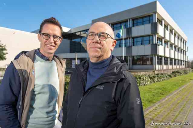 Deze twee Mechelaars weten de oplossing op alle PFAS-vragen in Zwijndrecht: “Er komt geen spade in de grond zonder akkoord van de bewoners“