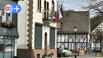 NRW: Neonazi-Partei Der Dritte Weg darf weiter Reichsflagge hissen