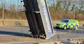 M5 crash: Police appeal for witnesses after lorry wedges under gantry near Bristol