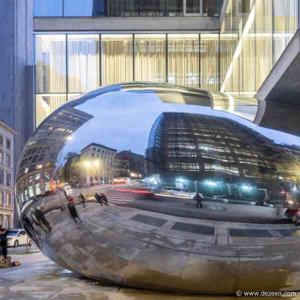 Dezeen Debate features Anish Kapoor's "utterly irrational" New York sculpture