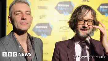 Pulp bassist Steve Mackey dies aged 56