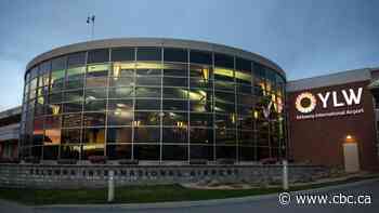 WestJet flight makes emergency landing at Kelowna, B.C., airport