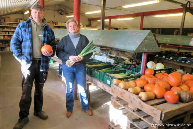 Bioboer Piet ploegt voort in eeuwenoude Dobbelhoeve: ruimere openingstijden en duurzame renovatieplannen