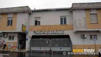 Esce dal carcere e rapina il bar dell'ospedale danneggiando gli arredi