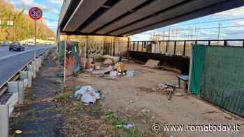 Tangenziale Est, sgomberato insediamento abusivo: allontanate 10 persone