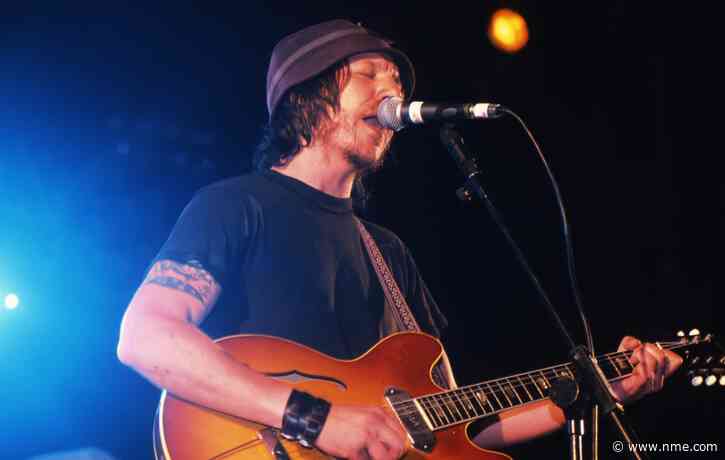 Six albums recorded by Elliott Smith in high school surface online