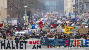 "Globaler Klimastreik": Zehntausende demonstrieren für Verkehrswende