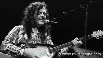 David Lindley, Multi-Instrumentalist Who Shaped the Sound of Soft Rock, Dead at 78