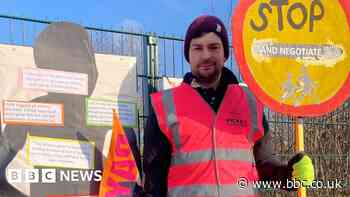 Teachers in southern England walk out in second day of strike action