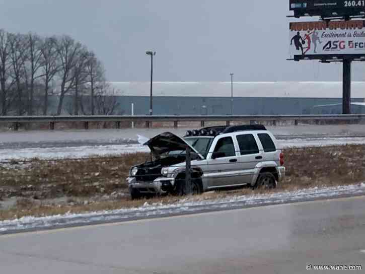 Officer struck and killed by vehicle on I-69 near Auburn