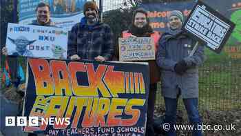 NEU Teachers strike in ongoing dispute over pay