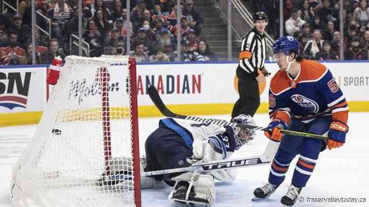 Oilers’ offence takes off, grounds Jets 6-3