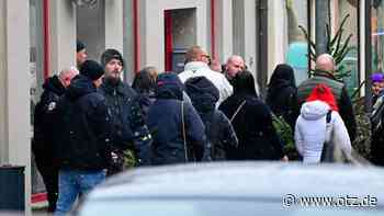 Polizei verhindert rechte Veranstaltung in Kahla – Zahlreiche Platzverweise gegen Neonazis