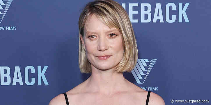 Mia Wasikowska Reveals Why She Moved Out Of Hollywood & Back To Sydney