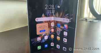 Honor Magic Vs Review: An Impressive First Try That Almost Rivals Samsung     - CNET