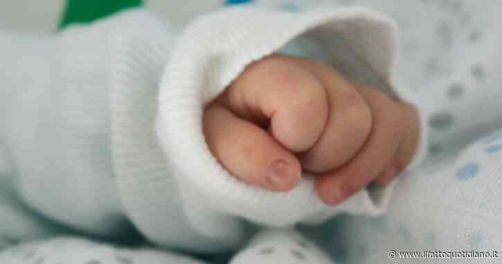 Napoli, neonato in crisi respiratoria: i parenti aggrediscono il ginecologo. Anaao Assomed: “È emergenza, restituiteci sicurezza”