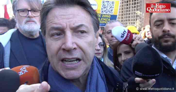 Firenze, al corteo antifascista ci sono Dem e M5S. Conte: “Ben venga dialogo con nuovo vertice Pd, ma competizione non ci spaventa”