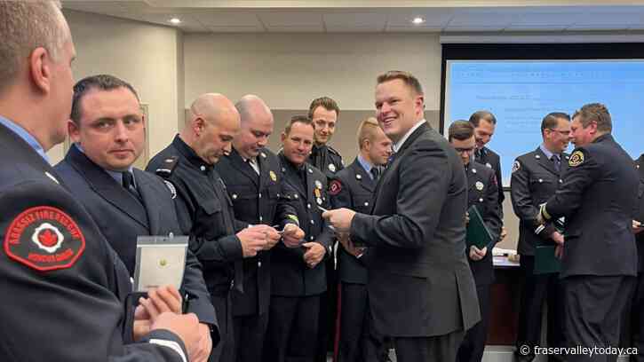 MP Brad Vis salutes Agassiz firefighters, gathers petitions for new acquatic centre