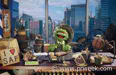 Meet United Airlines’ chief trash officer, Oscar the Grouch