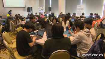 Saskatoon high school students use coding to remix Indigenous music, learn about history, reconciliation