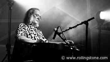 There Were Sidemen. And Then There Was David Lindley