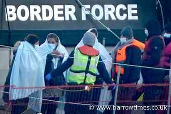 Rishi Sunak to end asylum claims from small boats in the Channel