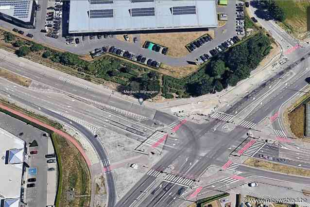 AWV maakt kruispunt Merksemsebaan - Houtlaan veiliger voor fietsers