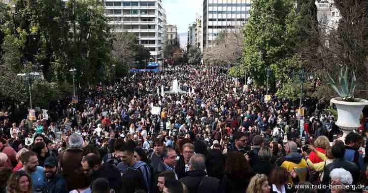 Zugunglück in Griechenland: Versagen auf ganzer Strecke