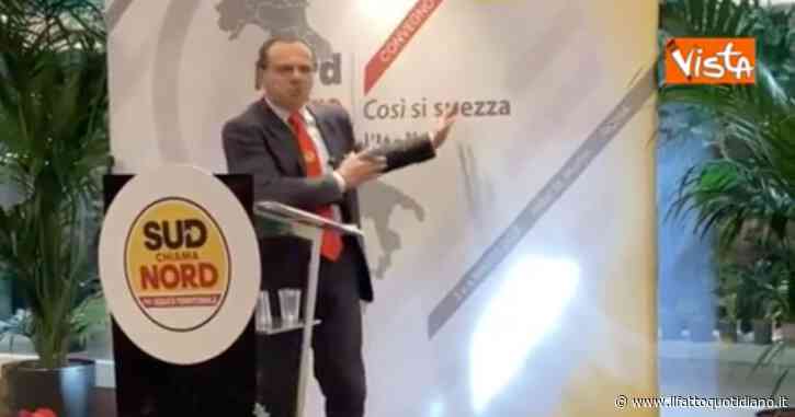 Sud chiama Nord, Cateno De Luca scatenato al congresso: “Abbiamo avuto una classe dirigente di parassiti”