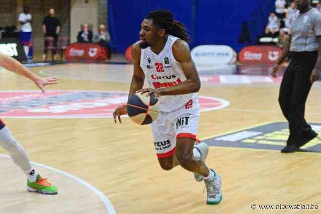 Brussels-coach Jean-Marc Jaumin best hard voor zijn ploeg na thuisnederlaag tegen Feyenoord: “We hadden altijd moeten winnen en moeten de hand in eigen boezem steken”