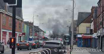 West Hull fire sends black smoke billowing over Hessle Road - live updates