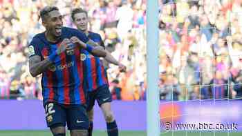 Barcelona 1-0 Valencia: Raphinha header sends Xavi's side 10 points clear