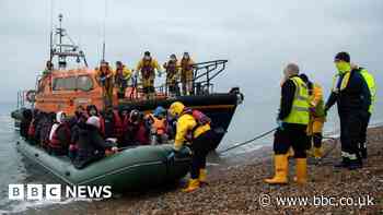 UK seeks to end asylum claims from small boat arrivals