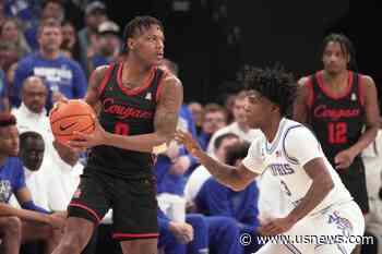 Shead Scores in Last Second, No. 1 Houston Tops Memphis