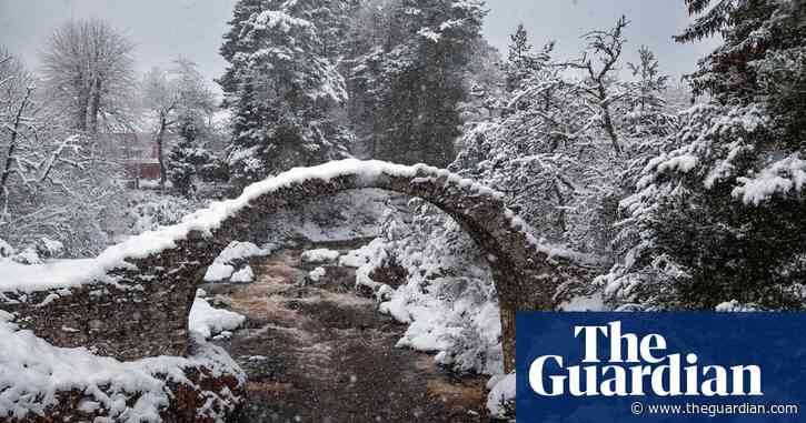 UK weather warnings brought forward as Arctic air arrives early