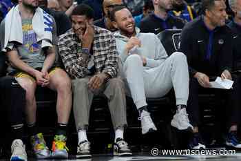 Warriors' Curry Returns to Lineup Vs. Lakers
