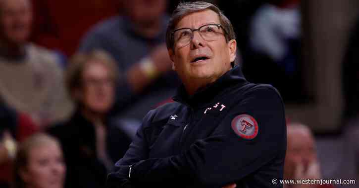College Basketball Coach Suspended: 'Referenced Bible Verses' About 'Slaves Serving Their Masters'